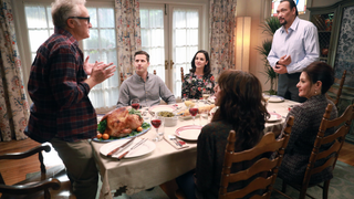 <i>Brooklyn Nine-Nine</i>’s “Two Turkeys” is just as weird (but good) as a dad hug<em></em>